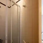 Plaka Modern Lägenhet