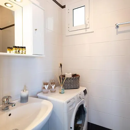 Plaka Modern Апартаменты