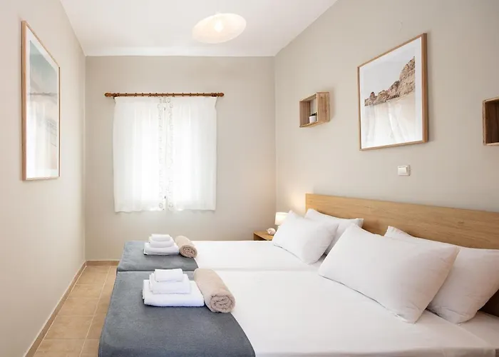 Plaka Modern La Canée