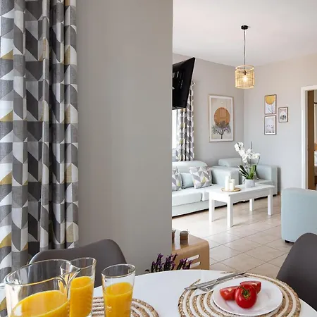 Plaka Modern La Canée